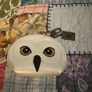 NEW Harry Potter Hedwig Owl Wallet Coin Purse Clutch Wizarding World Hogwarts